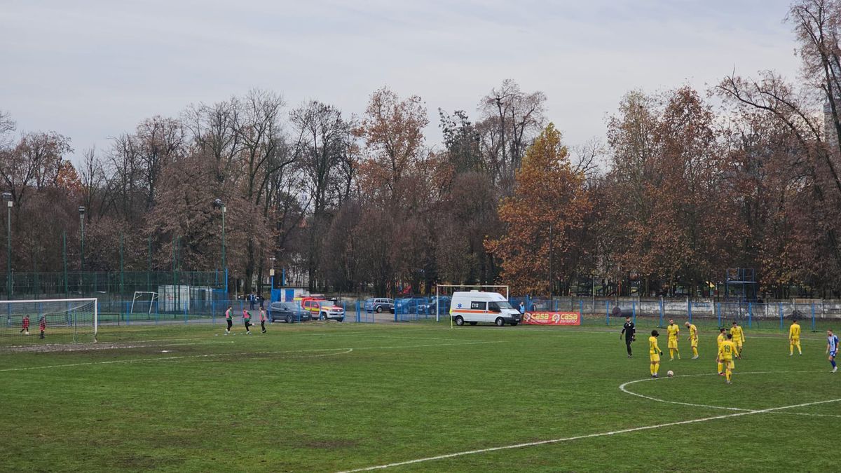 Stupoare la Unirea Dej - CS Mioveni, în Liga 2 » Meci oprit, nu s-a putut juca timp de 20 de minute!