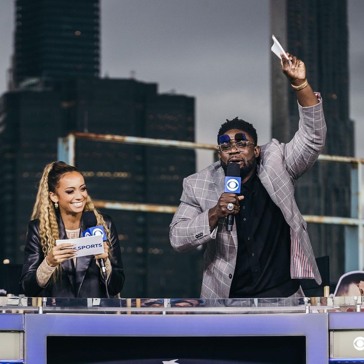 A dat-o Jamie Carragher de gol pe Kate Abdo? E convins că știe cu ce echipă de fotbal ține colega de emisiune