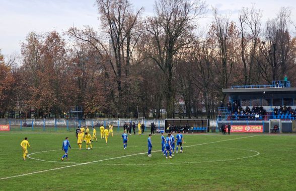 Stupoare la Unirea Dej - CS Mioveni, în Liga 2 » Meci oprit, nu s-a putut juca timp de 20 de minute!