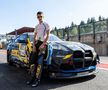 La doar 16 ani, Tudor Tudurachi pilotează cu peste 250 km/h, a scris istorie în campionatele de anduranță din Germania și are o maturitate incredibilă în discurs: „Uneori simt că fac parte din mașină”