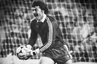 Mesajul lui Gică Hagi, după decesul lui Helmut Duckadam: „Ne-a oferit tuturor speranța că putem fi cei mai buni”