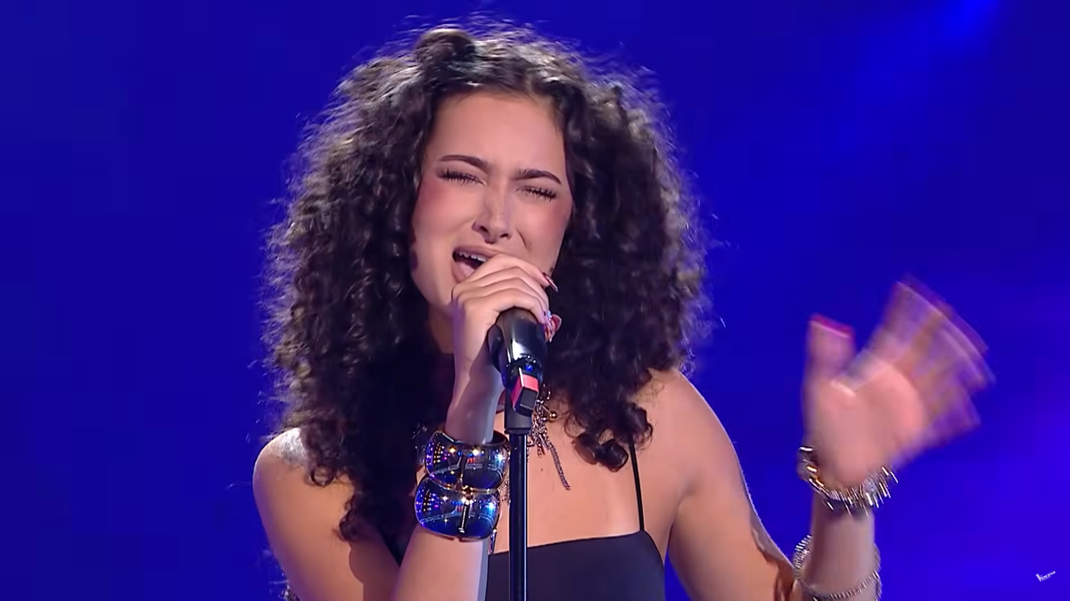 Eva Nicolescu, Vocea României