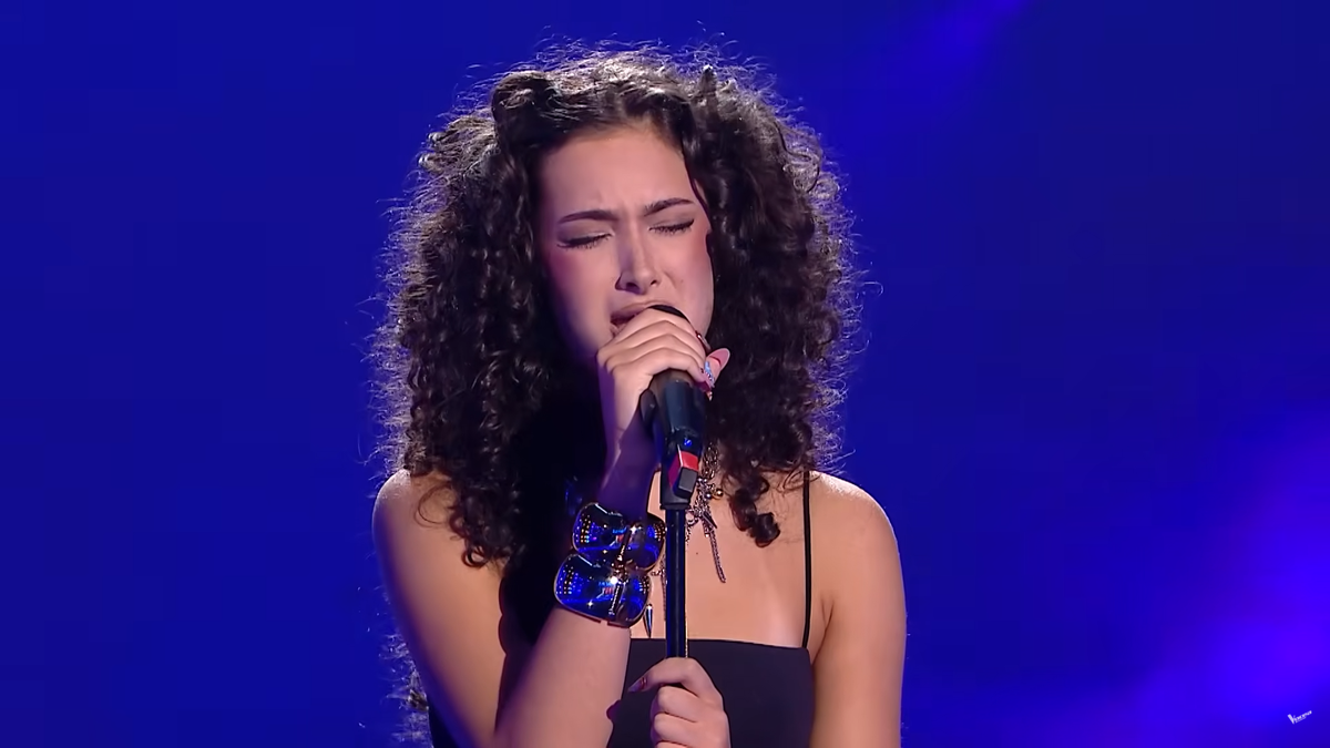 Eva Nicolescu, Vocea României