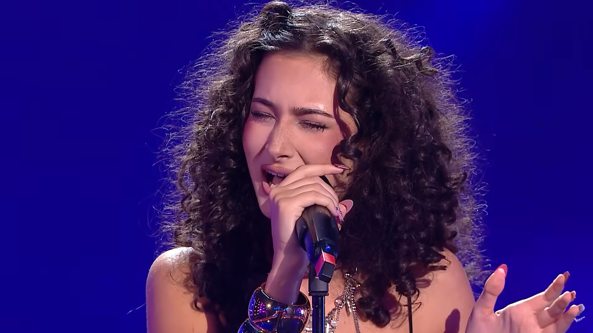 Eva Nicolescu, Vocea României