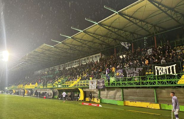 Au citat din Eugeniu Carada » Surprinzătorul banner afișat la meciul din Cupă: „Pentru o Românie liberă...”