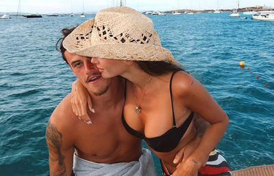 A fost ales cel mai bun portar din Serie A, dar nimeni nu s-a mai uitat la el când soția și-a făcut apariția...