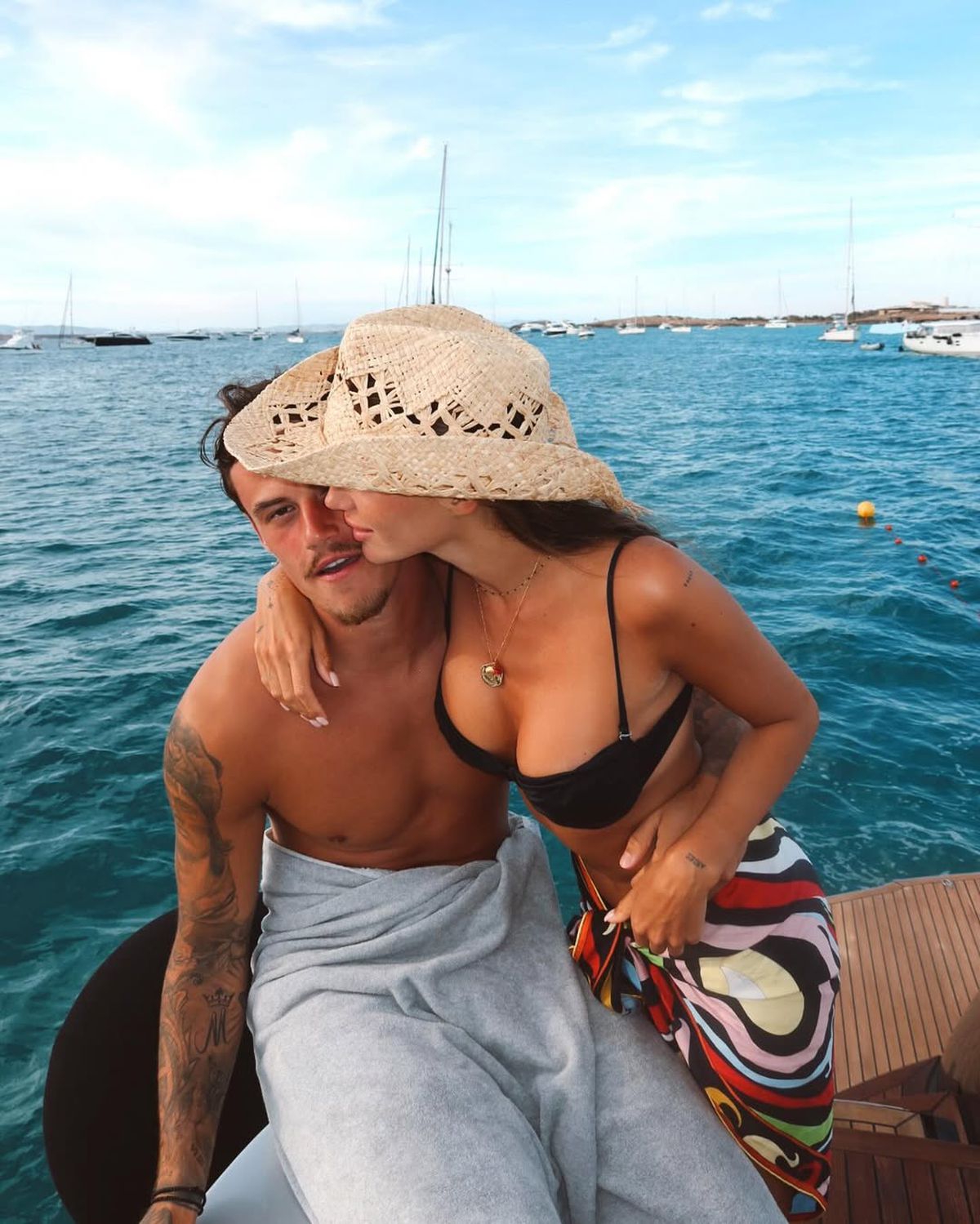 A fost ales cel mai bun portar din Serie A, dar nimeni nu s-a mai uitat la el când soția și-a făcut apariția...