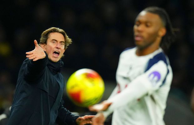 Probleme în vestiar la echipa lui Radu Drăgușin! Jucătorii sunt nemulțumiți