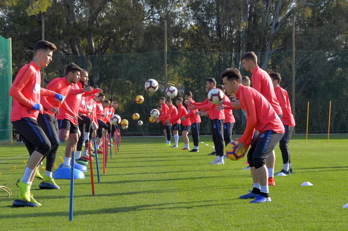 FCSB // FOTO Poftiți în cantonament! FCSB se cazează la unul dintre cele mai luxoase complexuri din Marbella: cum arată și cât costă