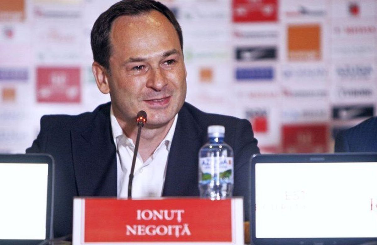 Jucătorii lui Dinamo îi duc dorul lui Negoiță: „Nu ne ducea cu zăhărelul!” » Ce speră „câinii” înainte de reunire