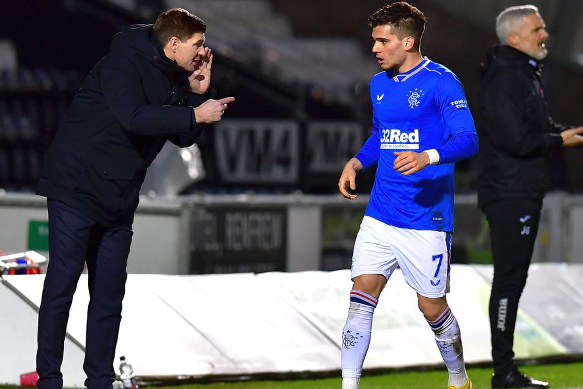 L-a contestat pe Ianis Hagi, acum își scoate pălăria în fața românului după Rangers - Celtic: „Starul meciului! A făcut diferența!”