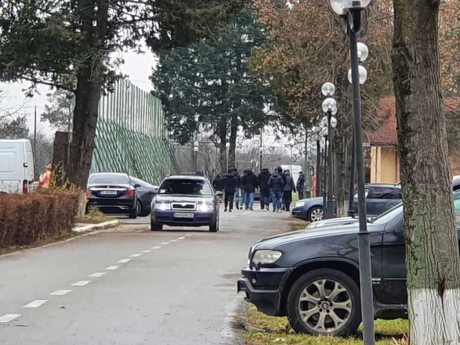 Fanii lui Dinamo au venit azi la Săftica Fanii lui Dinamo au venit azi la Săftica