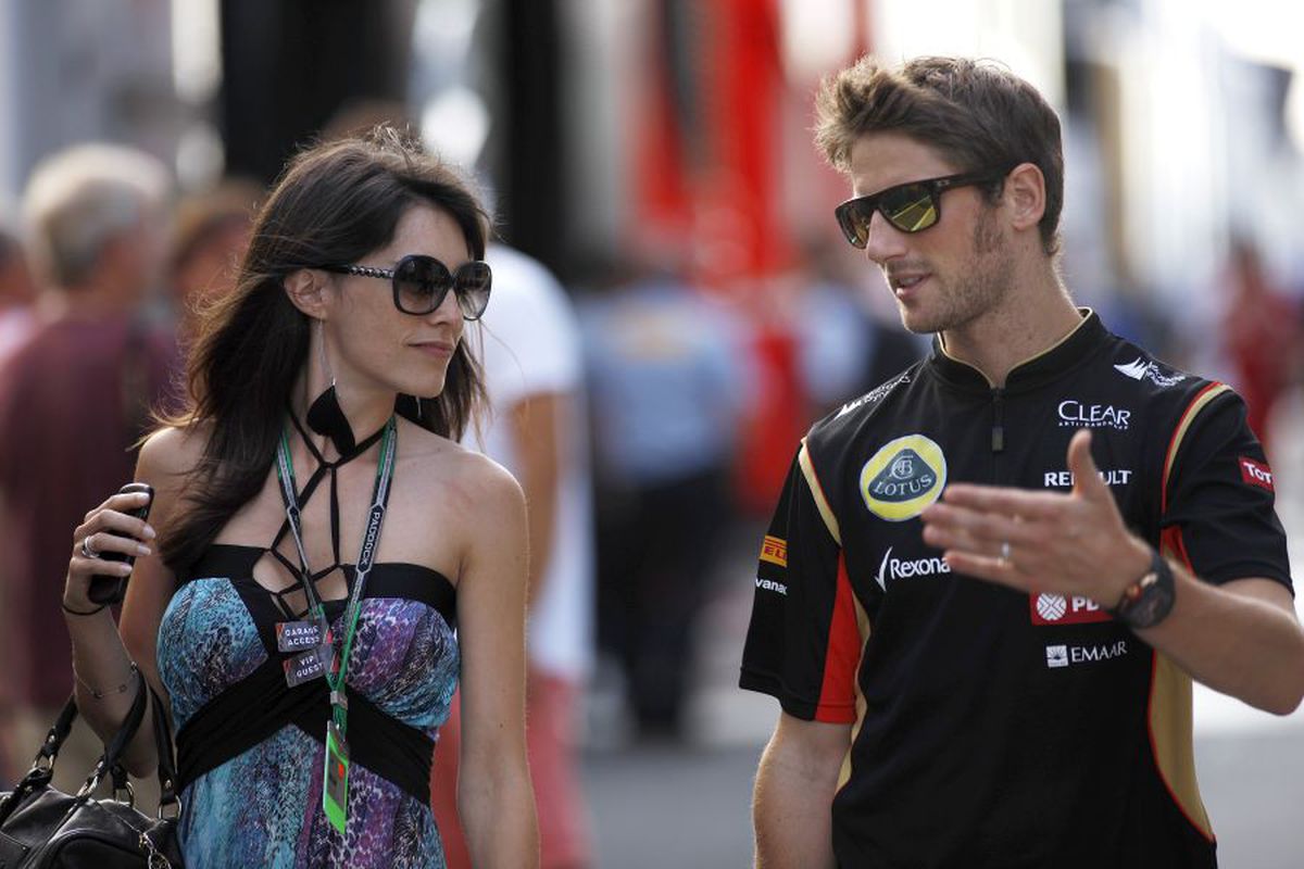 Ea îl ajută pe pilotul Romain Grosjean să se refacă după accidentul teribil din Formula 1