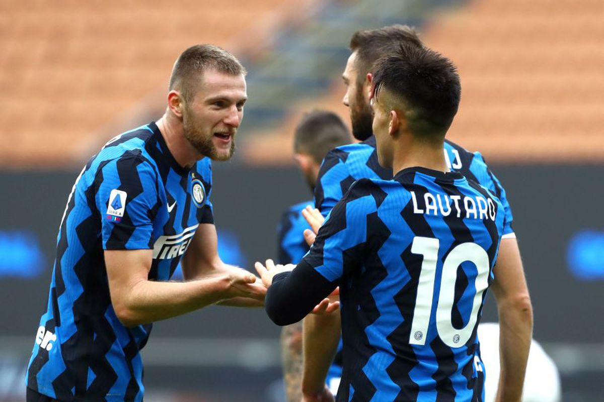 INTER - CROTONE 6-2. Ionuț Radu și Denis Drăguș, martori la spectacolul cu 8 goluri din Serie A