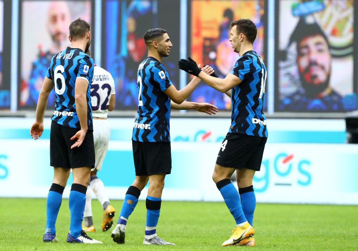 INTER - CROTONE 6-2. Ionuț Radu și Denis Drăguș, martori la spectacolul cu 8 goluri din Serie A