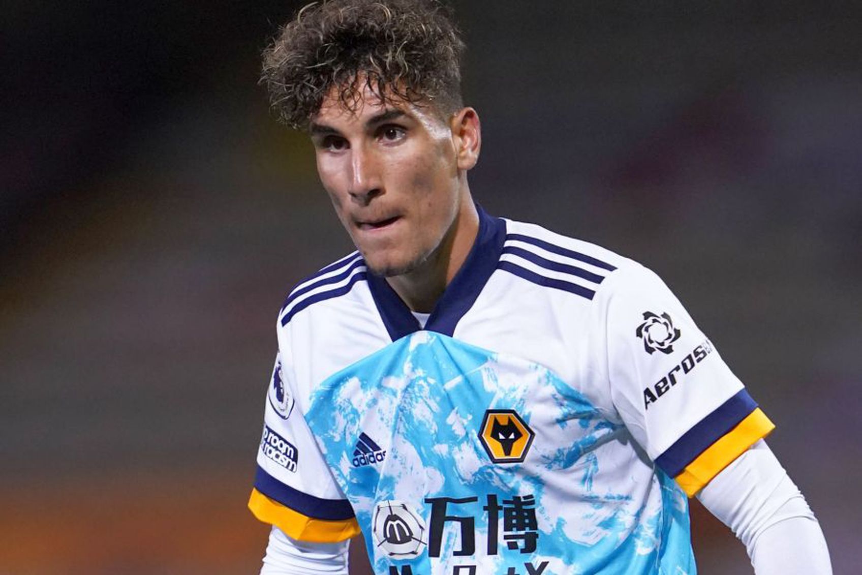 Theo Corbeanu, puștiul care poate debuta oricând în Premier League, a