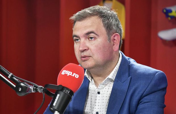 Mihai Mironică, 3 povești frapante din spatele ușilor închise » Cum încercau cluburile să cumpere bunăvoința jurnaliștilor: „«Haideți la un salam de urs, vă așteaptă și domnu' primar»”