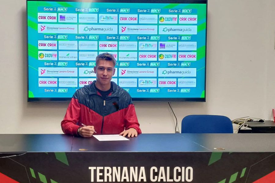 Fotbalistul care a debutat la 16 ani pentru clubul din Superliga tocmai a semnat în Italia