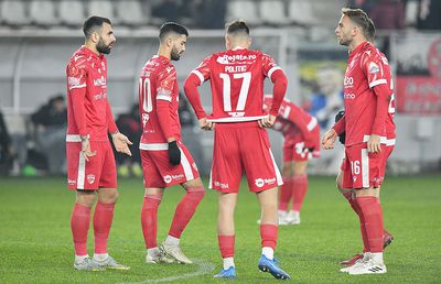 Trei informații-blitz de la Dinamo » O țintă ratată în mercato, alte două refuzate!