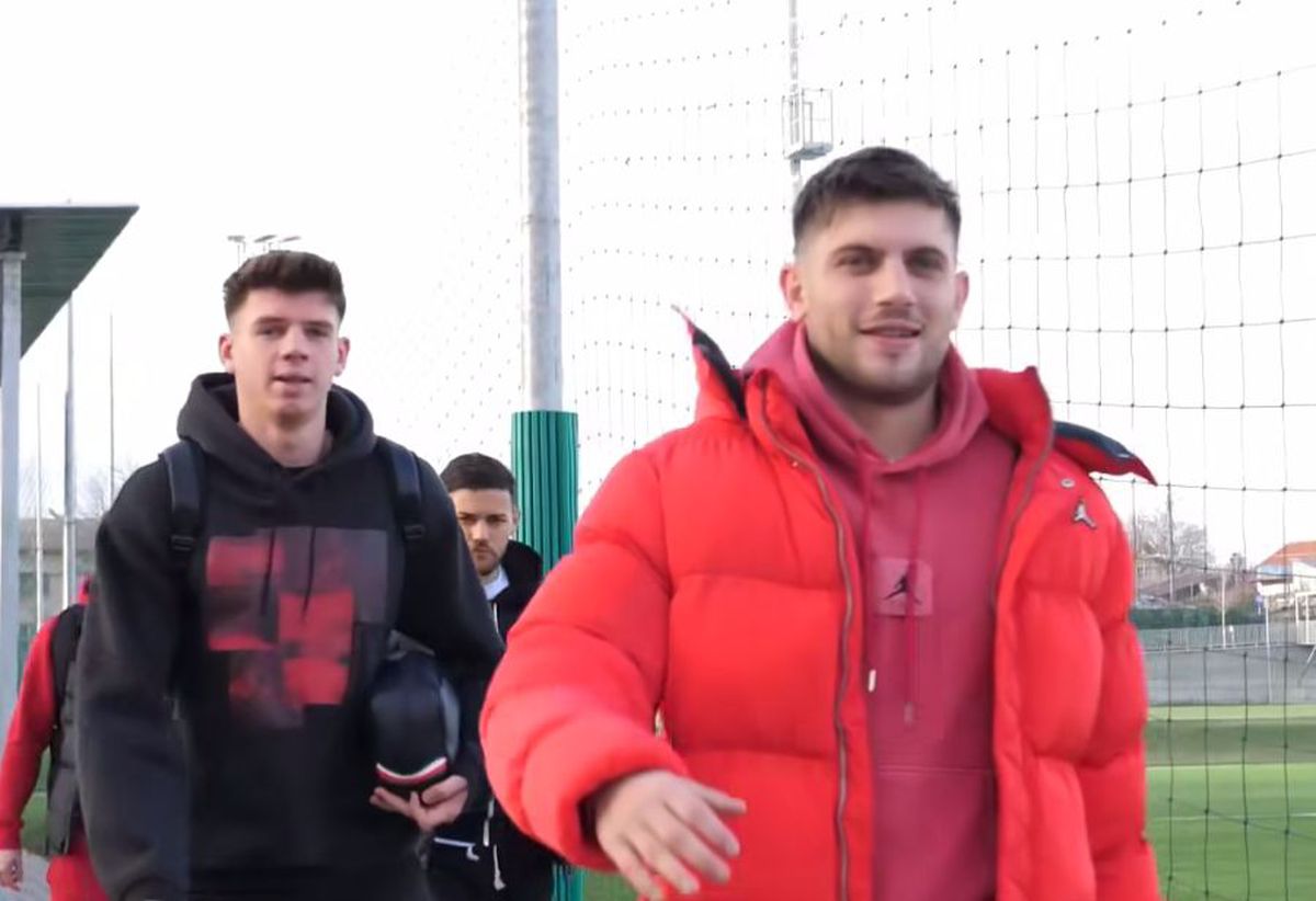 Rapid s-a reunit astăzi: 28 de jucători sub comanda lui Bergodi » Surprize-surprize. Cine l-a impresionat pe reporterul GSP: „Că tot ziceți că sunt firav”
