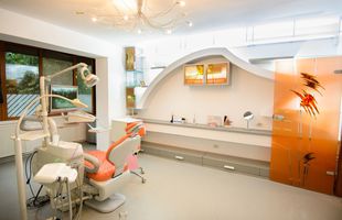 Ce este de fapt un implant dentar? Merită să investești într-unul?