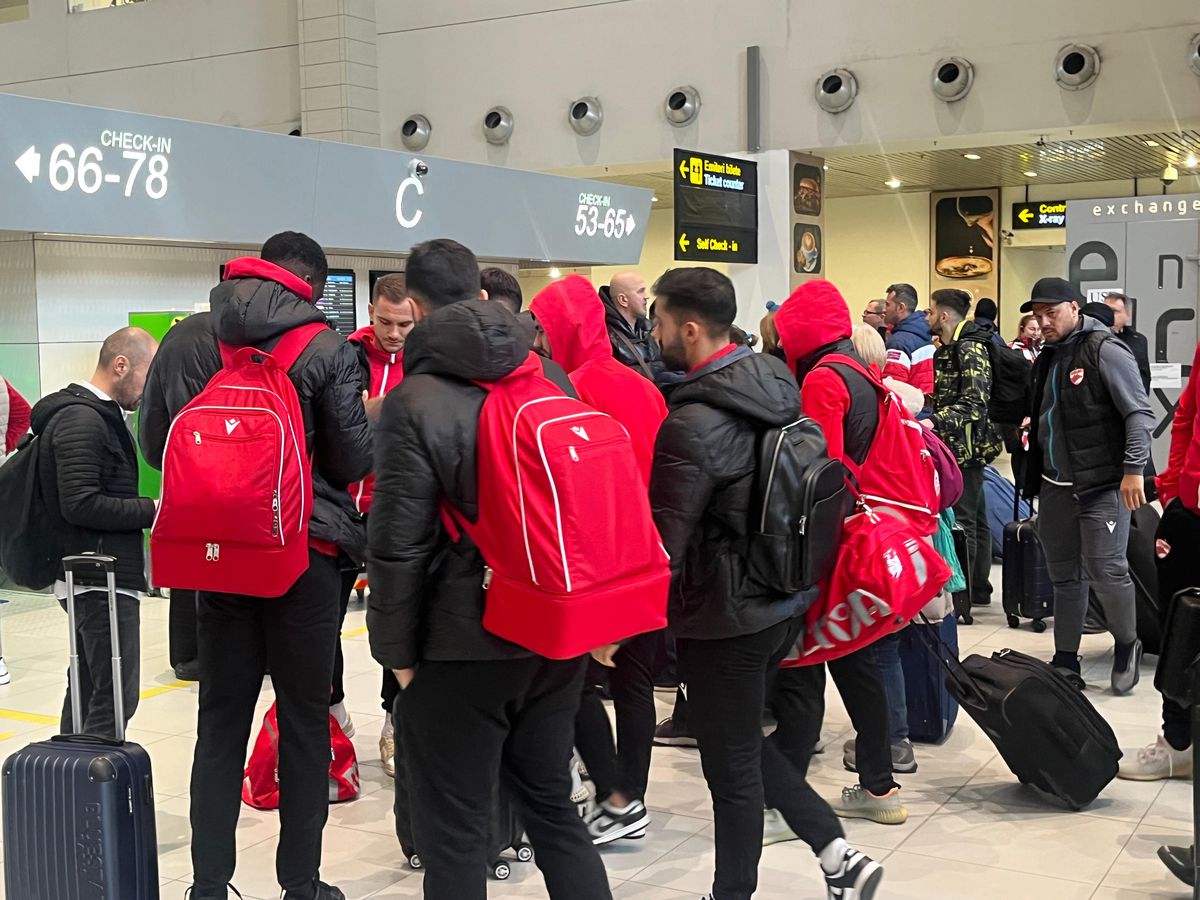 Dinamo a plecat în cantonament în Turcia