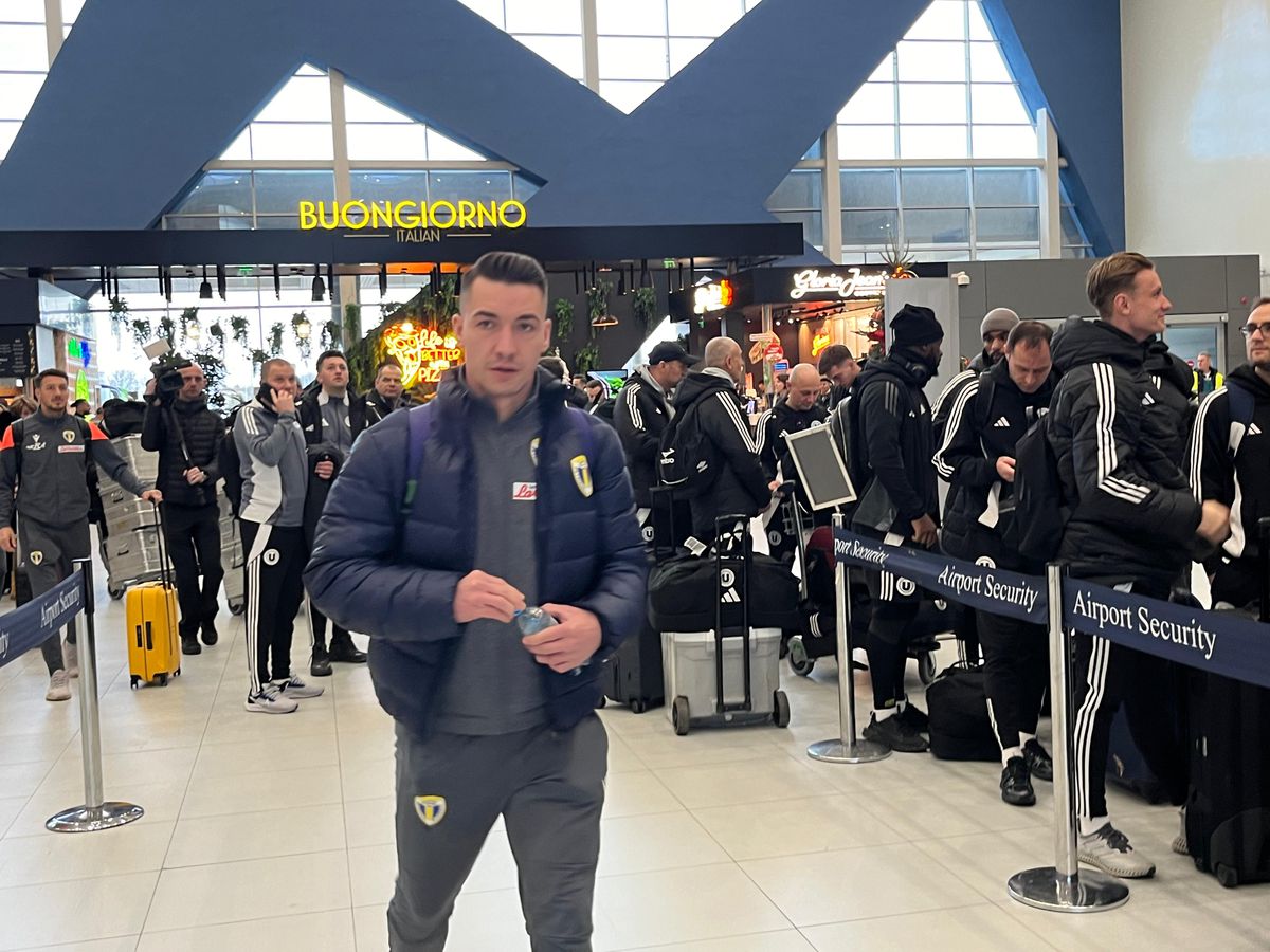 4 echipe din Superliga, în același avion spre Antalya » Surpriză în bagaj: „Mi-am luat cartea despre Rusia. Confirmă ce bănuiam”