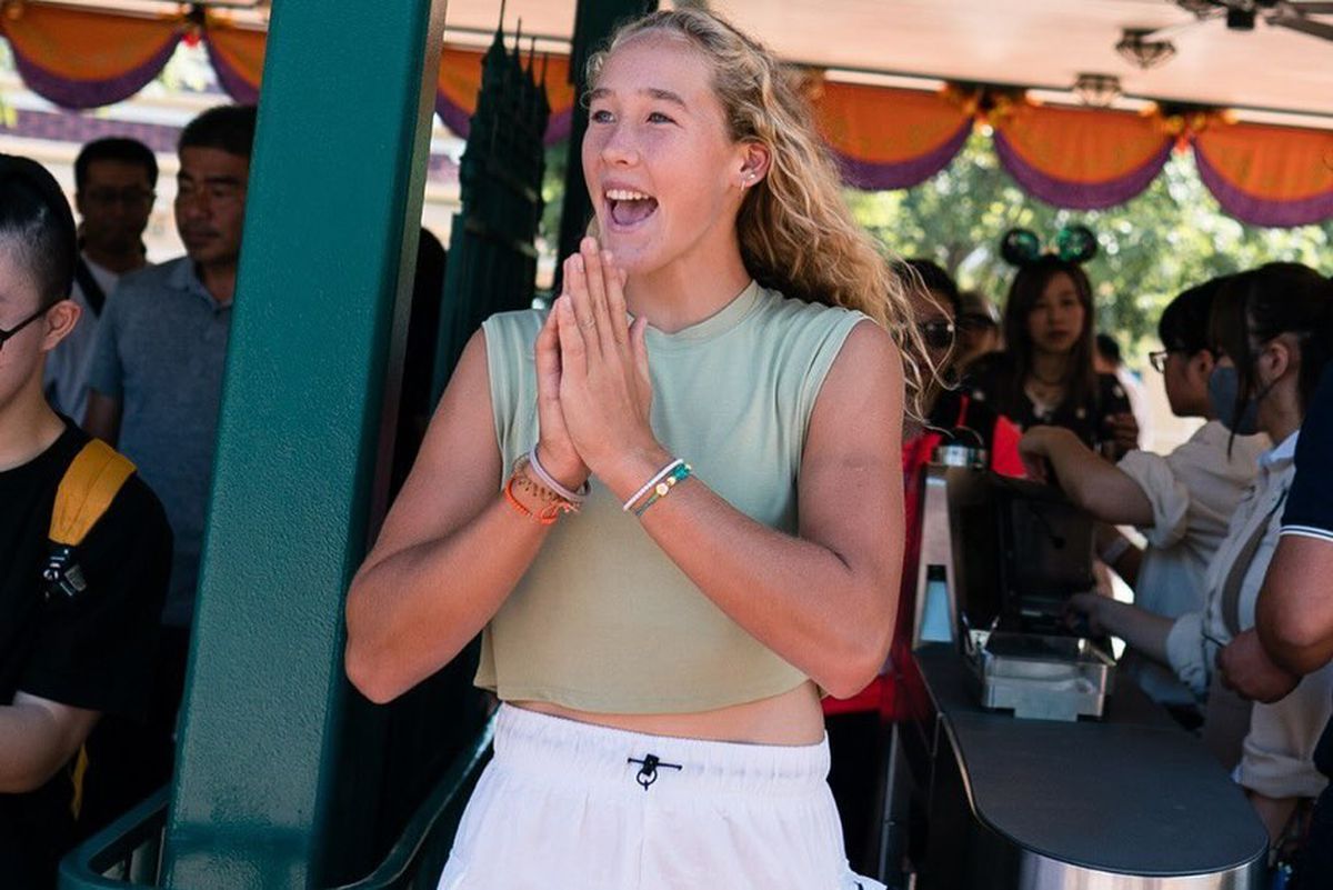 Mirra Andreeva, adolescenta care a crescut repede: „Nu vreau să îmbătrânesc!” » Laudă ajutorul dat de antrenoarea ei și e gata să o înfrunte pe Sabalenka