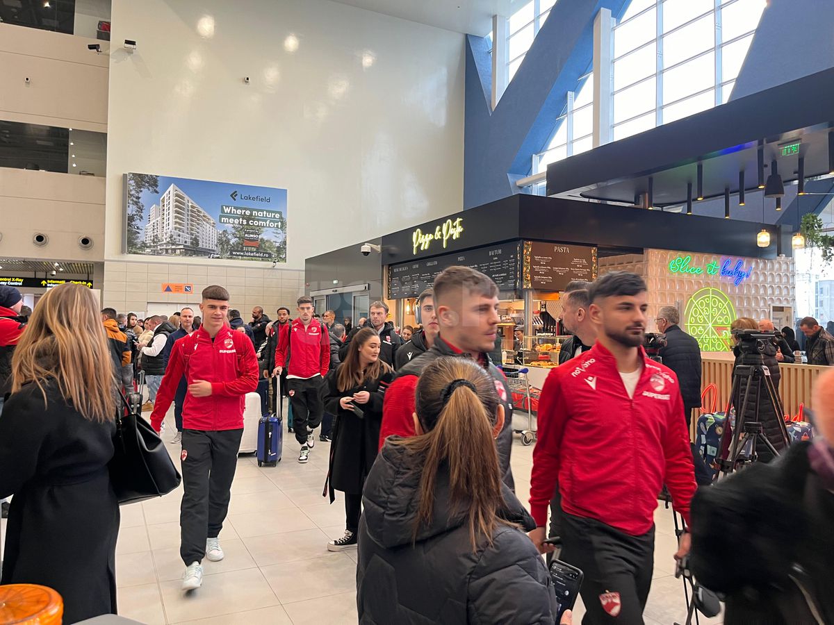 A semnat Kopic? Anunț făcut direct pe aeroport, înaintea plecării în Antalya + Situația la zi cu transferurile: „Am luat unul, mai vin 3”