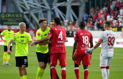 Val consistent de plecări la clubul din Liga 1 » Un cvadruplu campion al României, pus și el pe lista de transferuri