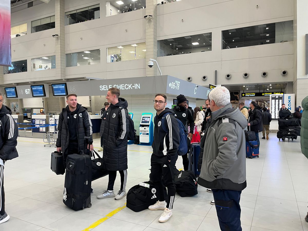 4 echipe din Superliga, în același avion spre Antalya » Surpriză în bagaj: „Mi-am luat cartea despre Rusia. Confirmă ce bănuiam”