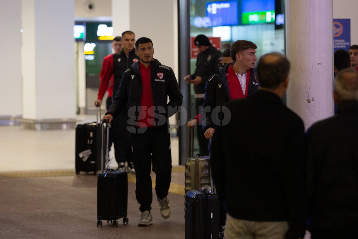 Dinamo a ajuns în Antalya » Din Turcia, „câinii” anunță categoric: „Locul nostru e în play-off!”