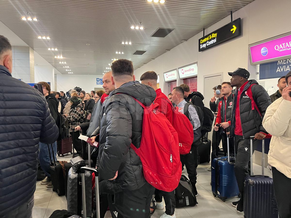 Dinamo a plecat în cantonamentul din Antalya