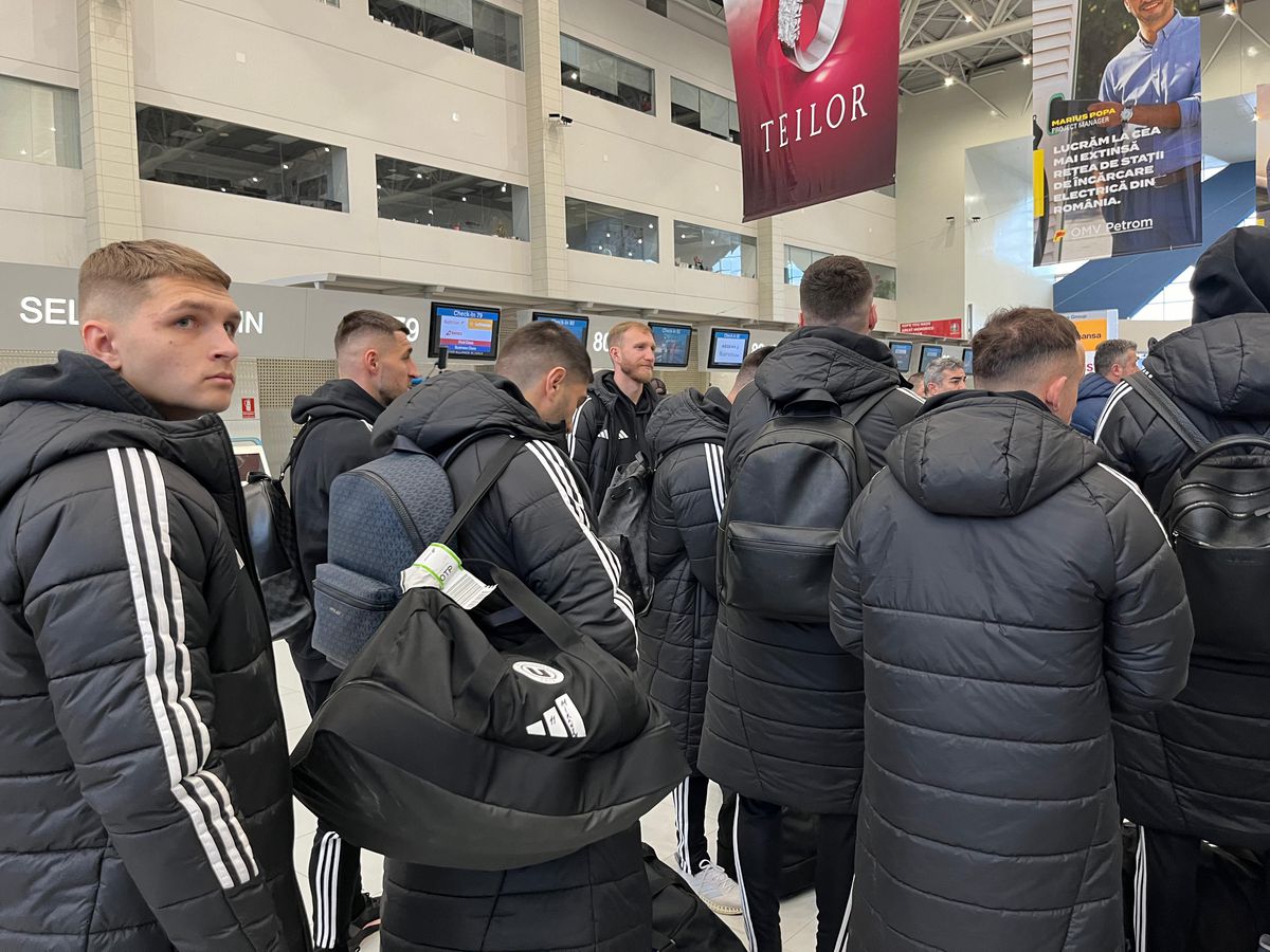 4 echipe din Superliga, în același avion spre Antalya » Surpriză în bagaj: „Mi-am luat cartea despre Rusia. Confirmă ce bănuiam”