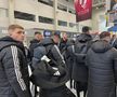 4 echipe din Superliga, în același avion spre Antalya » Surpriză în bagaj: „Mi-am luat cartea despre Rusia. Confirmă ce bănuiam”