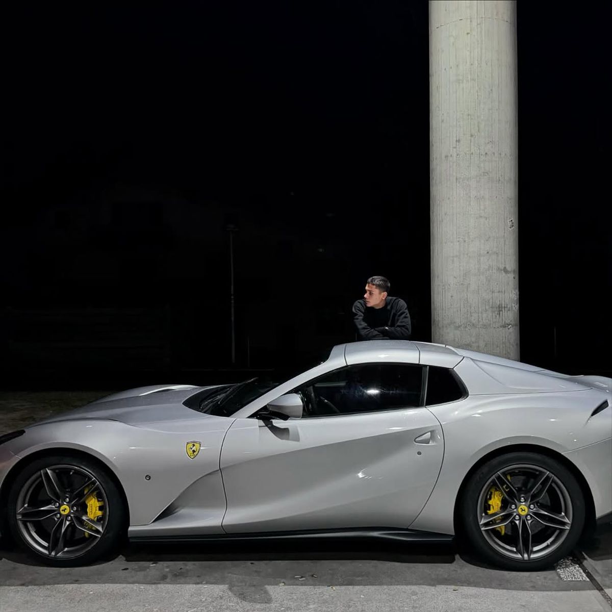 David Popovici, apariție total surprinzătoare » Unde a ales să meargă în vacanță, după Campionatele Mondiale de la Fukuoka