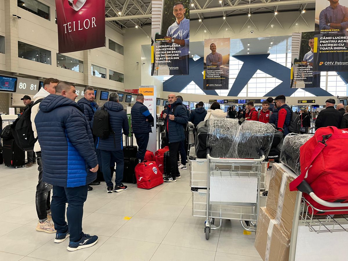 4 echipe din Superliga, în același avion spre Antalya » Surpriză în bagaj: „Mi-am luat cartea despre Rusia. Confirmă ce bănuiam”