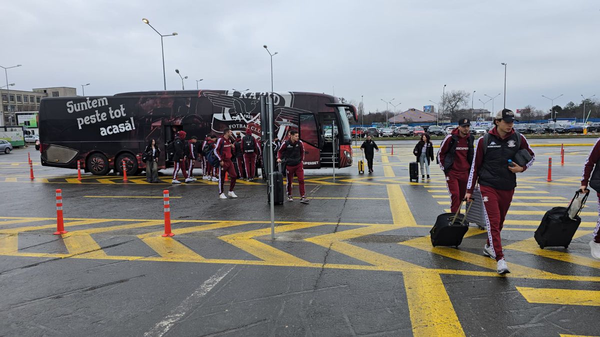 Rapid a plecat în cantonamentul din Antalya