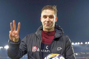 Louis Munteanu a ajuns la club și urmează să fie prezentat oficial: „L-au primit foarte bine”