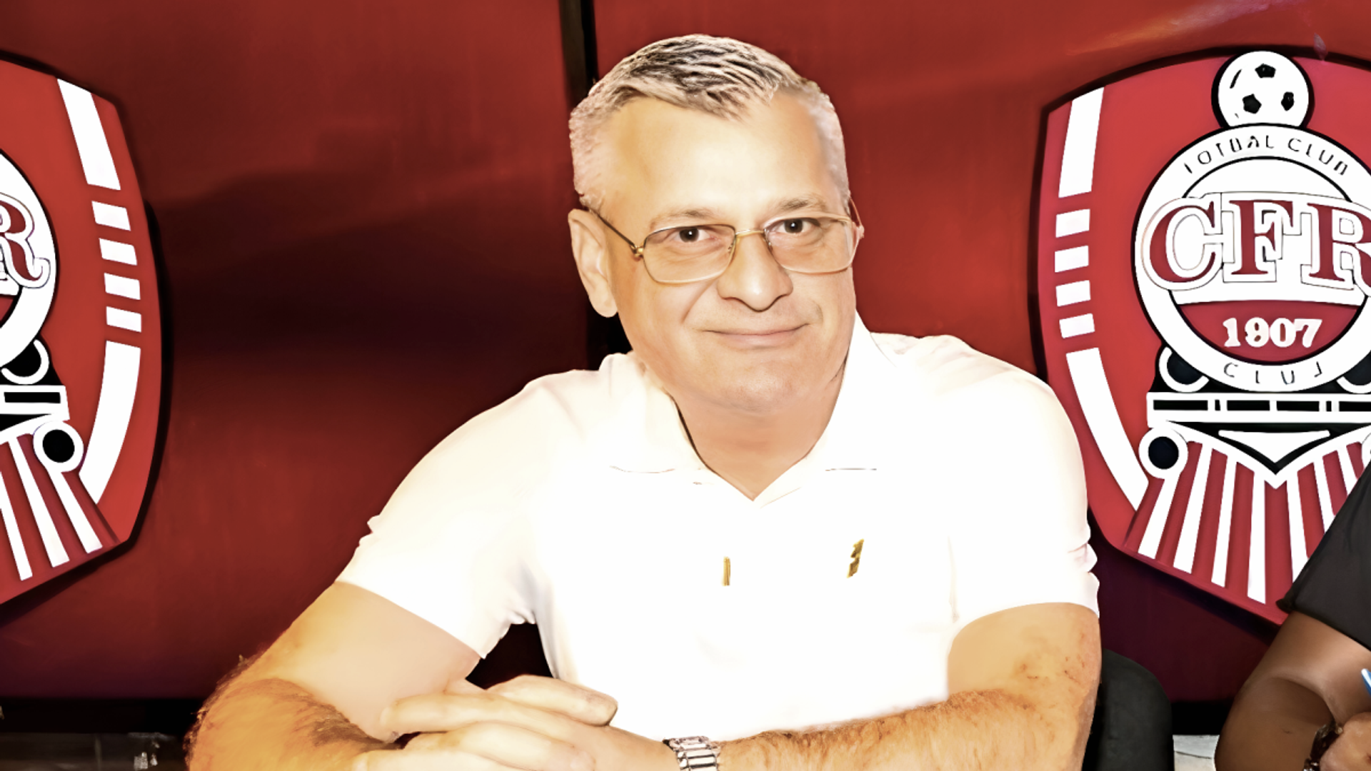Damjan Djokovic în echipamentul CFR Cluj pe teren, în contextul anchetei FRF și posibilei rezilieri contractului | sursa foto: Gazeta Sporturilor