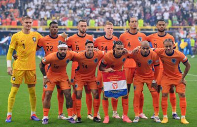 Starul olandez riscă să rateze Cupa Mondială! » Ronald Koeman l-a avertizat personal