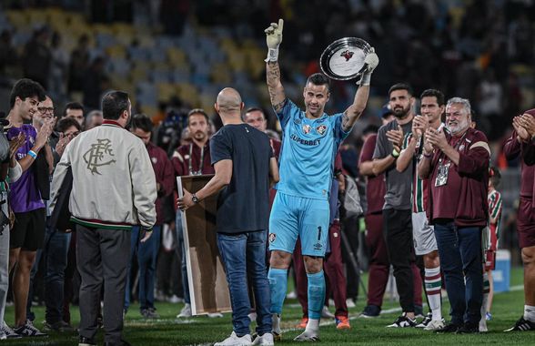 Jucătorul cu cele mai multe meciuri oficiale din istoria fotbalului mondial și-a prelungit contractul