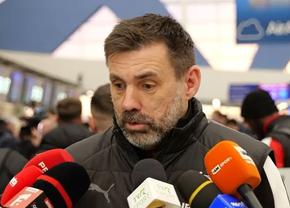 Dinamo a decolat azi spre Antalya cu Eissat în lot » Zeljko Kopic: „Cu toții așteptam mai multe transferuri!”. Ce a spus despre Vătăjelu
