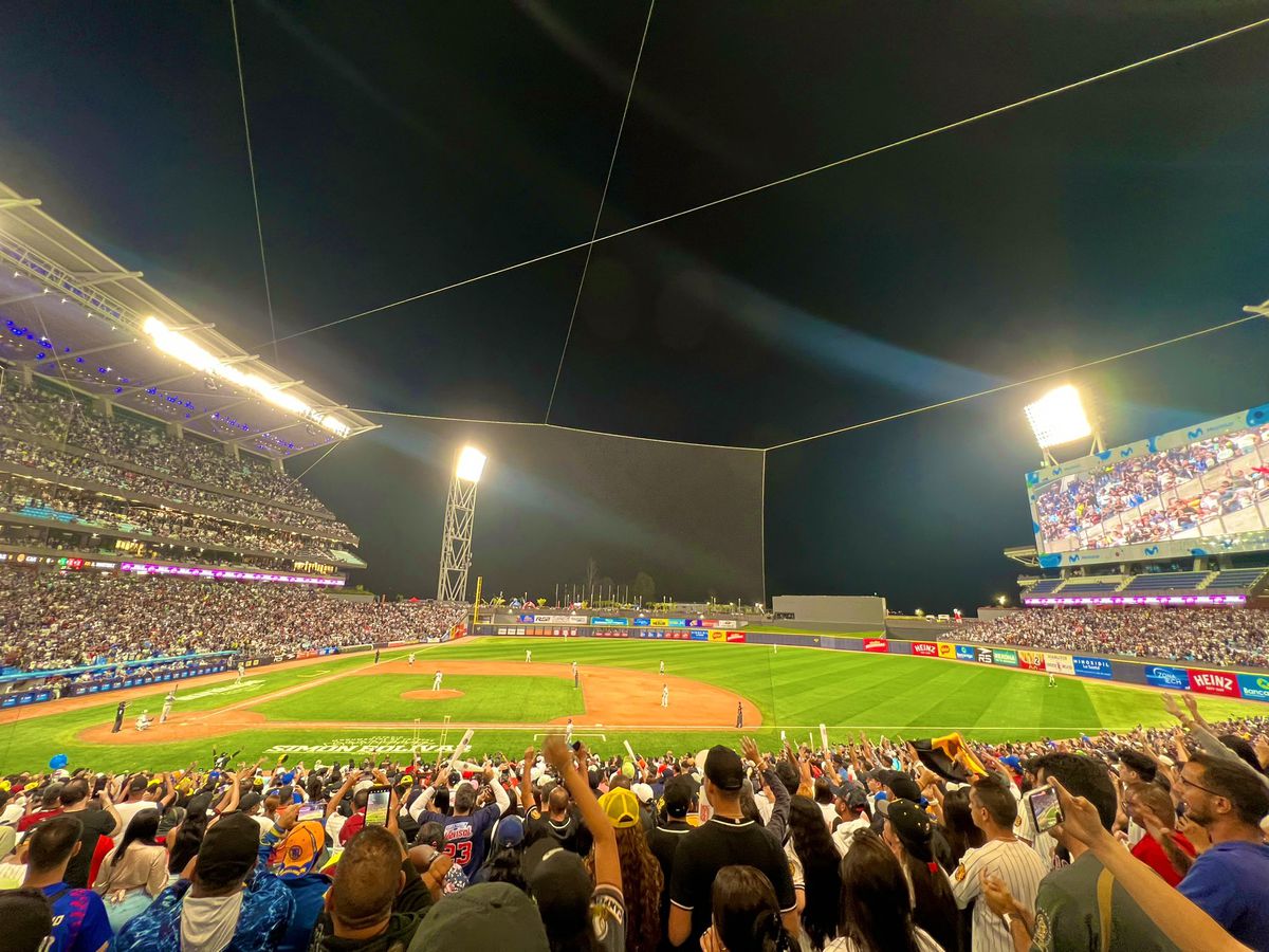 Estadio Monumental de Caracas Simón Bolívar din Venezuela / foto: Imago și X