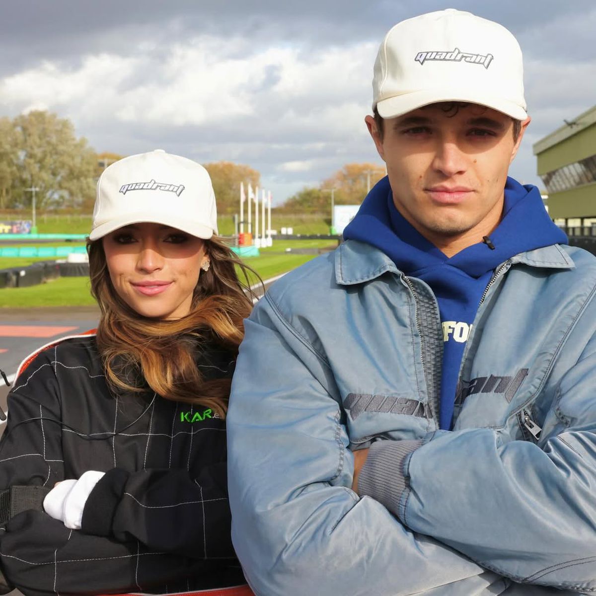 Clipul viral cu Novak Djokovic și o influenceriță superbă a încins internetul » Sârbul s-a furișat în spatele ei și a învățat-o cum se face