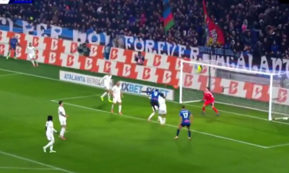 Scandal și repriză fără sfârșit în Atalanta - Roma, după o decizie incredibilă: „CIRC!”