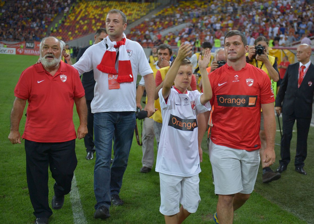 DINAMO – FCSB. VIDEO + FOTO Nepotul lui Cătălin Hîldan, pregătit de un stelist pentru debutul la Dinamo: „Mă antrenez pentru un vis"