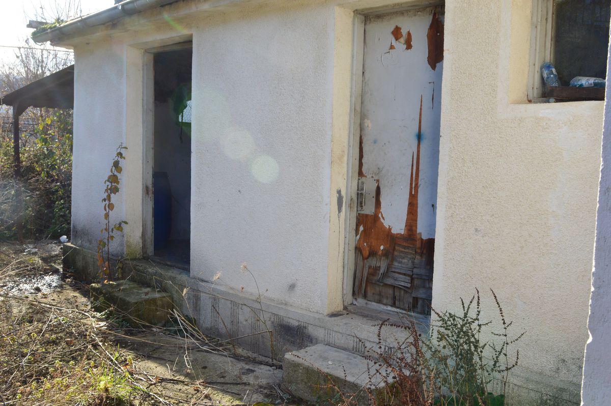 VIDEO + FOTO Cum arată acum locul în care s-au născut povești savuroase în anii ’90: bani pentru echipă câștigați la ruletă și oferta lui Gigi Becali înainte de a cumpăra Steaua