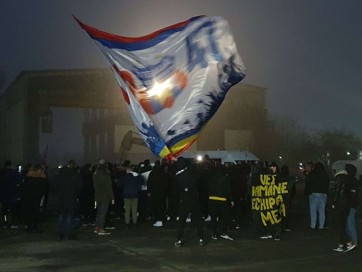 Dinamo - FCSB. Peluza Nord, 3 mesaje dure și un derapaj la adresa PCH: „Faceți chetă să jucați / De Liga 2 să scăpați”
