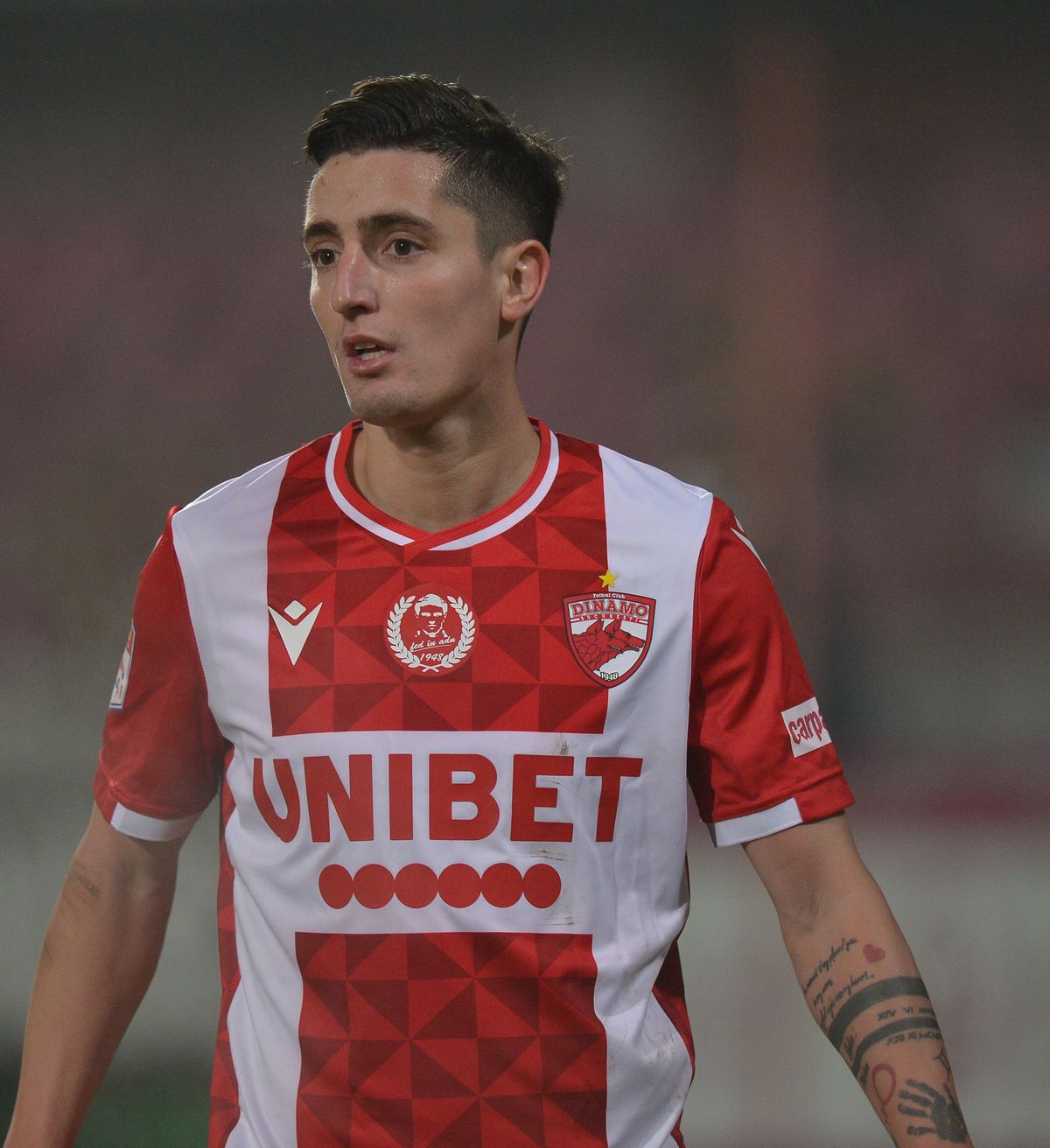 Probleme la Dinamo » Două lovituri încasate înaintea meciului din Bănie